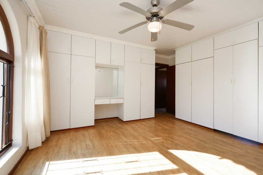 4 Bedroom Property for Sale in Heather Park Western Cape